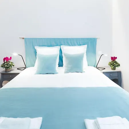 Chic Apartments Opera-3